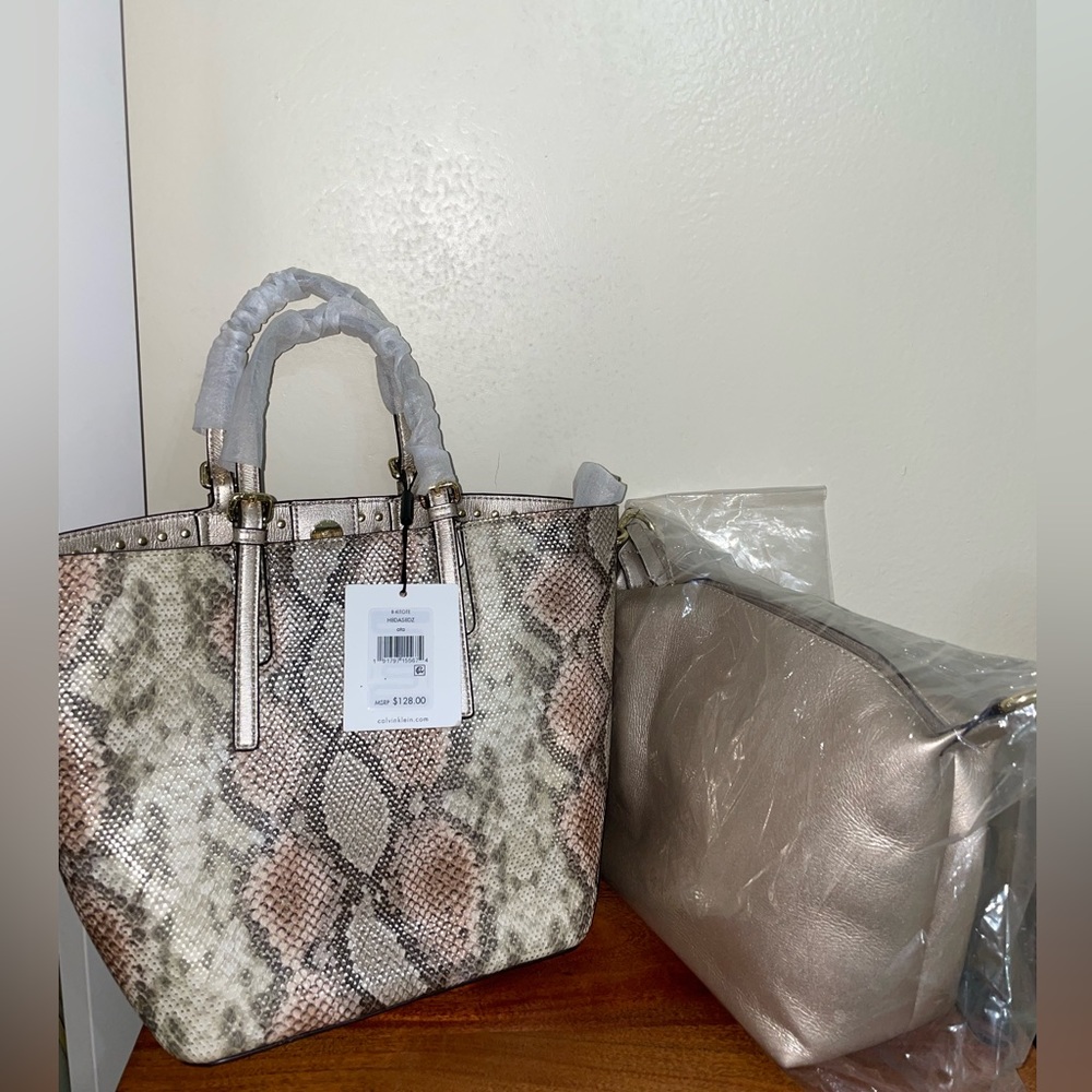 CALVIN KLEIN REVERSIBLE CROSSBODY TOTE WITH TRAVEL POUCH